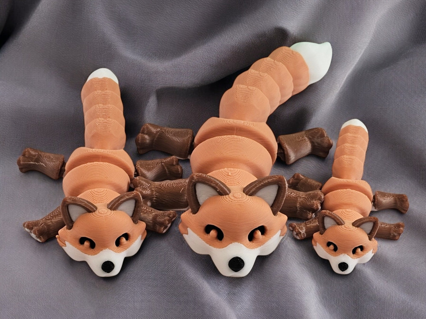 3D Printed Fox Family Toy Set with Trash Can - Fun and Unique Fox Figures for Kids - Eco-Friendly Playtime