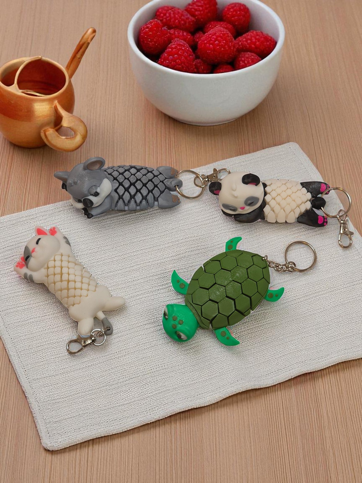 3D Printed Articulated Mesh Buddy Keychains – Cute Animal Backpack, Purse & Key Accessories
