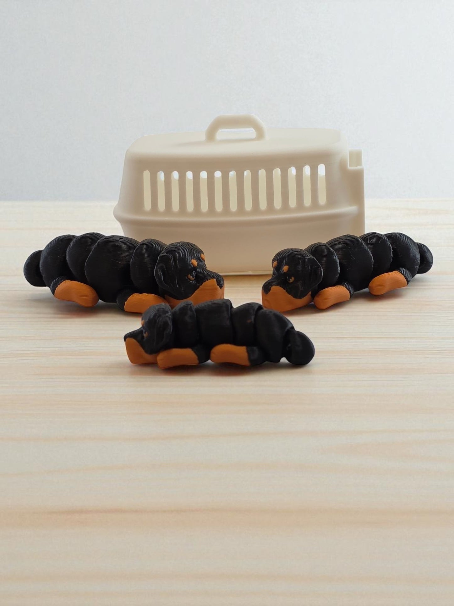 Articulated Rottweiler Family with Dog House – 3D Printed Large, Medium & Small Poseable Dogs
