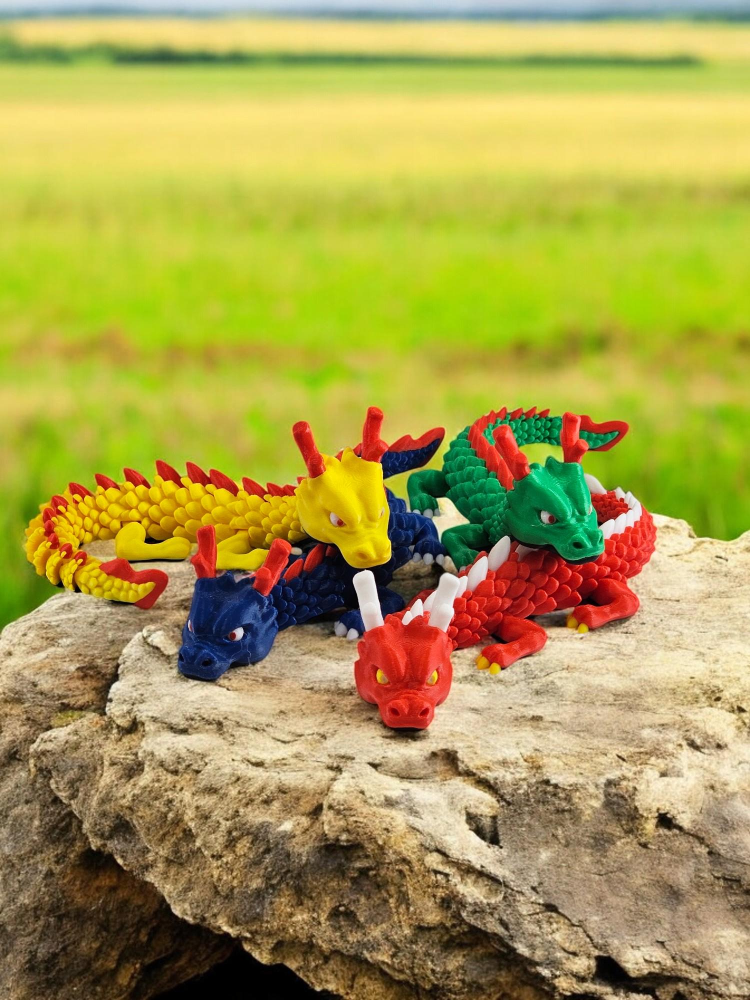 Articulated 3D Printed Dragon with Storage Egg, Flexible Dragon Figure with Horns, Detailed Fantasy Creature, Perfect Gift for Dragon Lovers