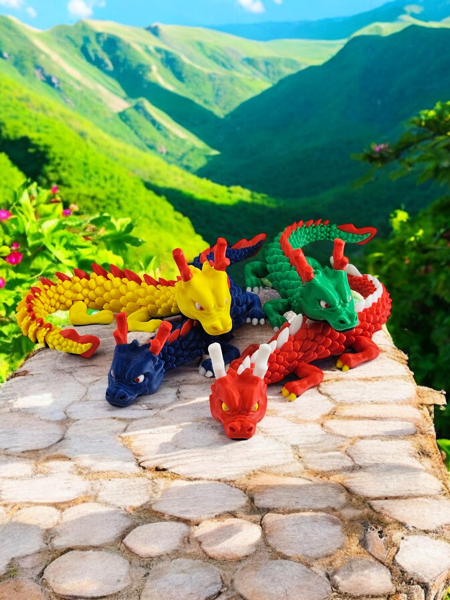 Articulated 3D Printed Dragon with Storage Egg, Flexible Dragon Figure with Horns, Detailed Fantasy Creature, Perfect Gift for Dragon Lovers
